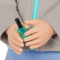 Our Generation Fashion Starter Kit In Gift Box Cambi With Mix & Match Outfits & Accessories 18" Fashion Doll -Our Generation GUEST 2cf9b685 1f7b 4167 ba49 84cdada1cba4